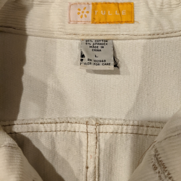 White jacket - Picture 2 of 2